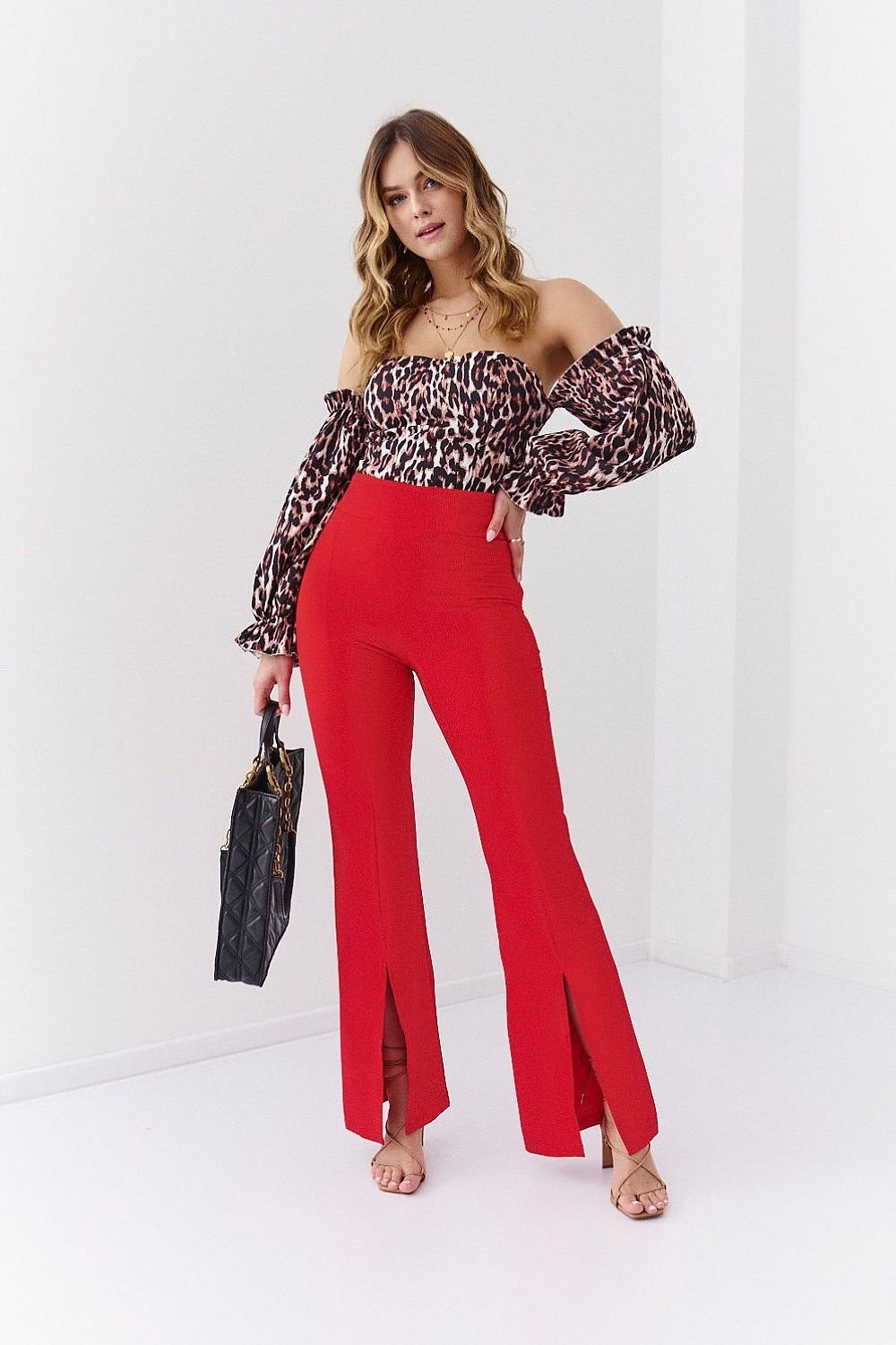 Women trousers model 185024